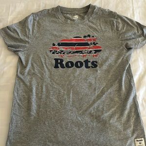 Roots t shirt